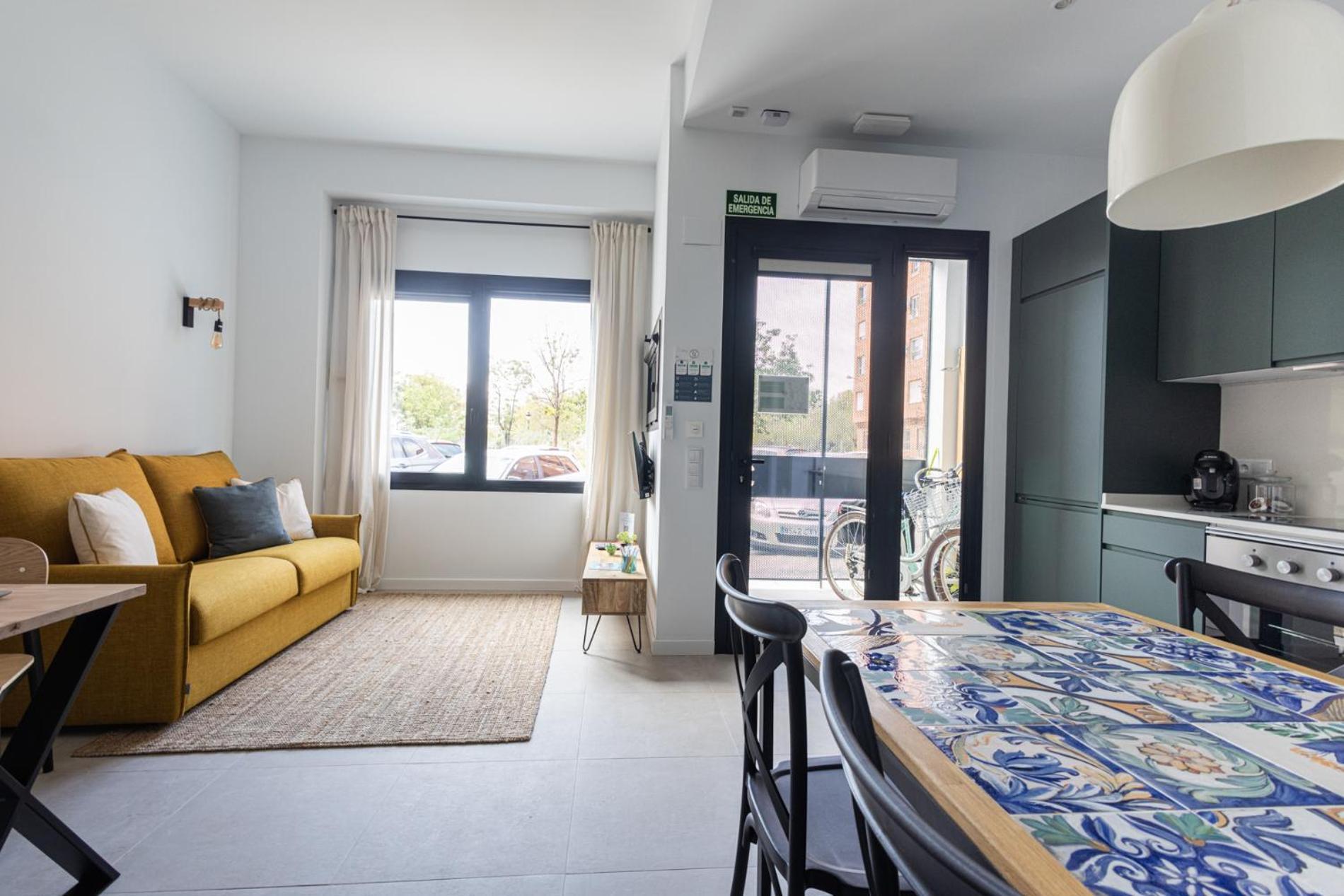 Florit Flats - The Joaquin Sorolla Apartments With Bicycles Valencia Exterior photo