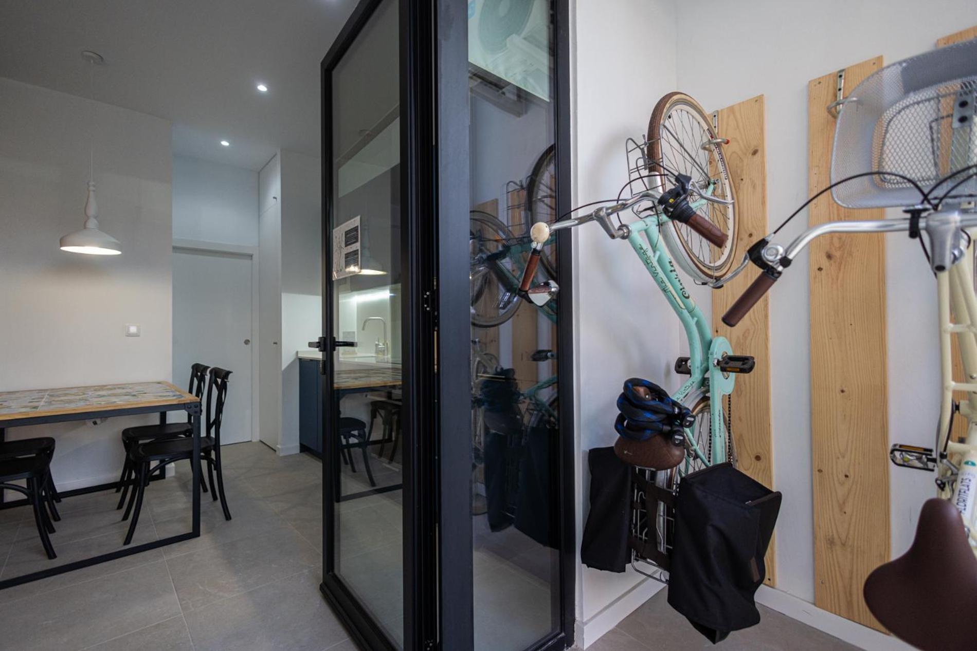 Florit Flats - The Joaquin Sorolla Apartments With Bicycles Valencia Exterior photo